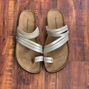 American Eagle Sandals